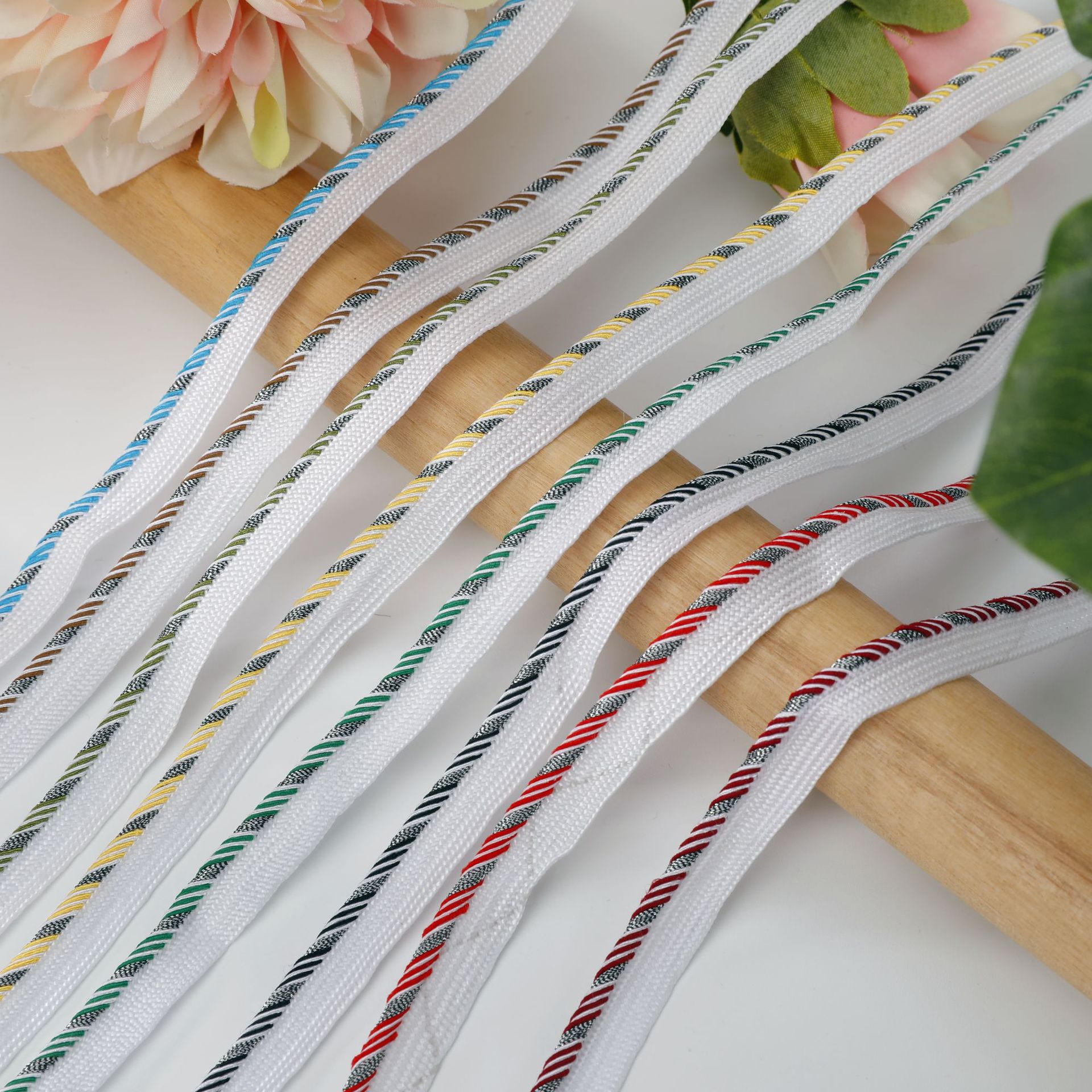 5m/16.4ft each pack White Base – обзор и цена Sewing Thread In Textile